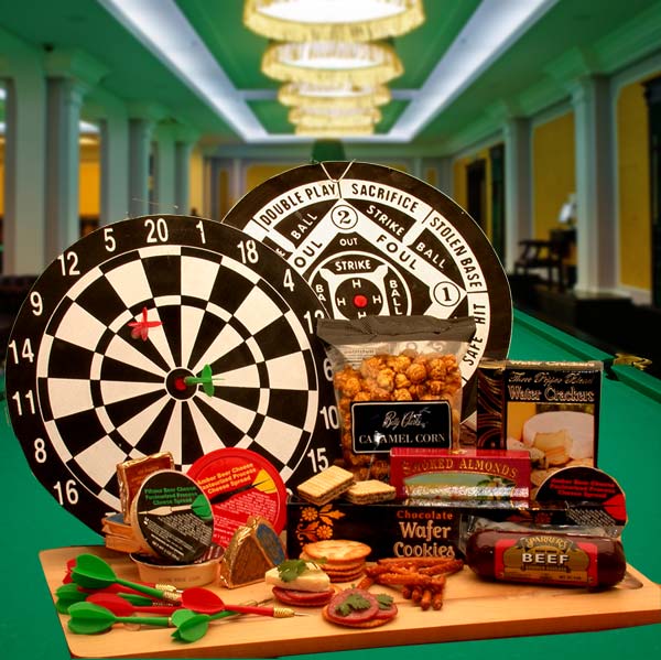 12" 2 in 1 Dart Board set includes 6 Darts
and an assortment of Beer Cheese, Cheese wedges, Smoked Almonds,
Chocolate Wafer cookies, Stone Wheat water Crackers, caramel corn and Smokey Beef Salami
