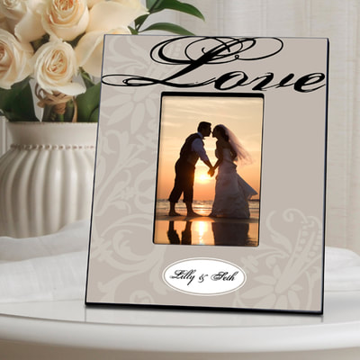 Couples Love themed photo frame