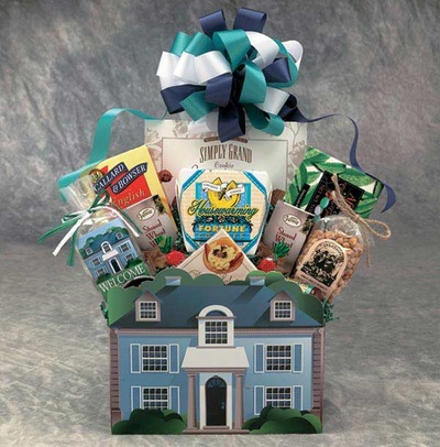 House themed gift box filled with a medley of  Cookies,
Crackers, Cheese Spread, Pretzels,
Wafer Cookies ,Toffee, Choco Mints
flavored Popcorn, Sausage and
Caramels. Available in Medium and Large sizes. 